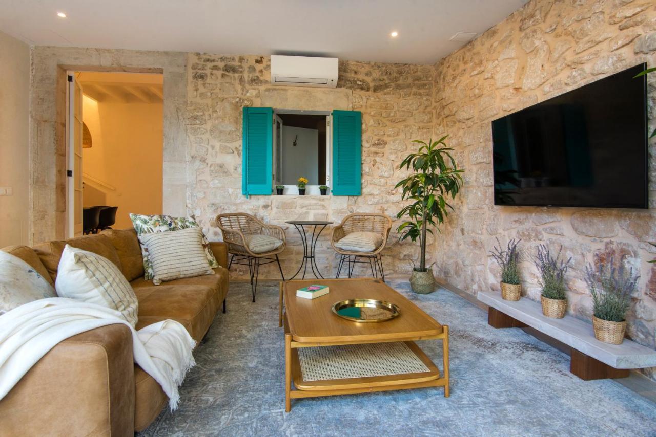 Vakantiehuis Casa La Limonera. Townhouse With Pool For Up To 6 Persons In